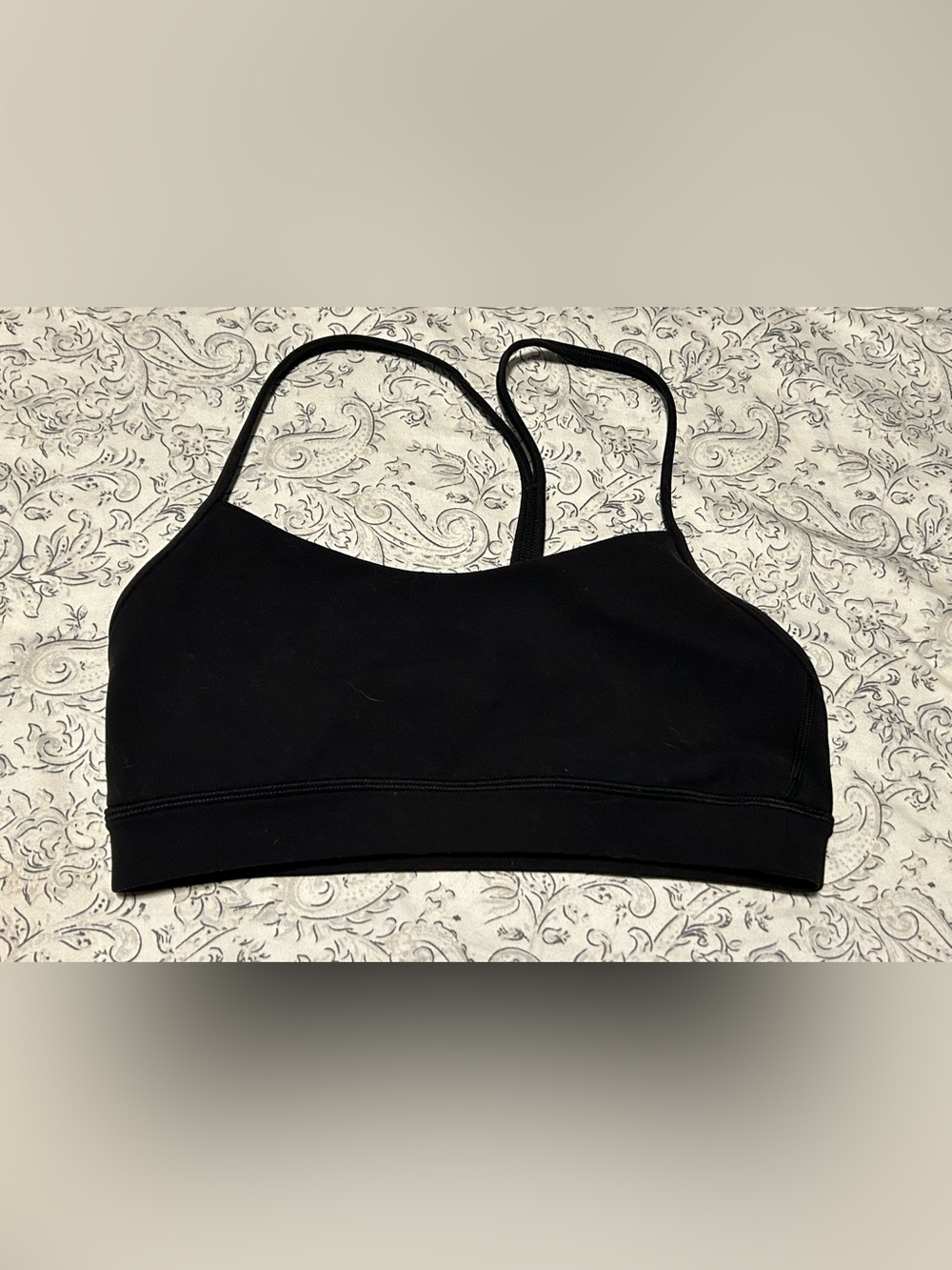 Lululemon Flow Y Bra *Nulu - Black - Size 6